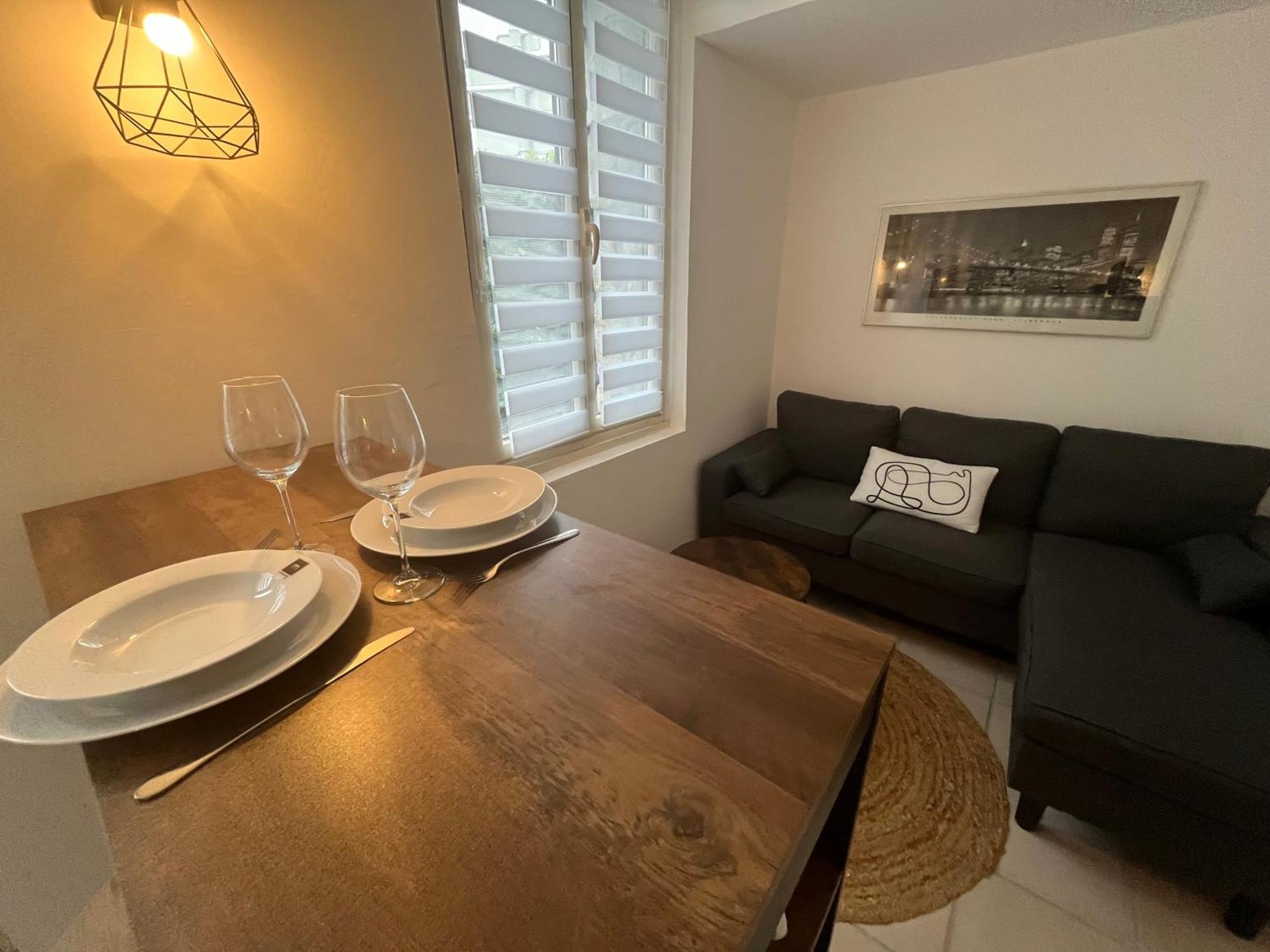 Apartment Le Duo De La Foret - F1 Sahurs